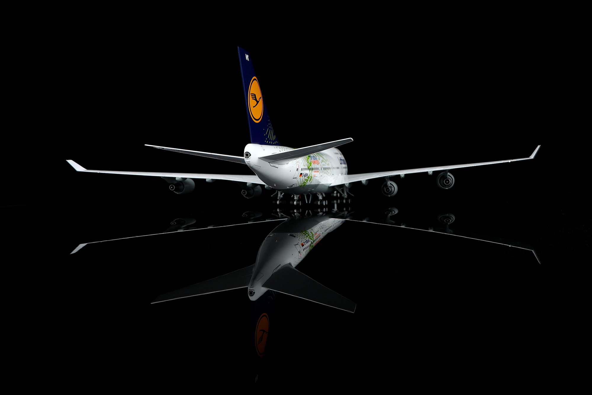 Lufthansa B747-400 